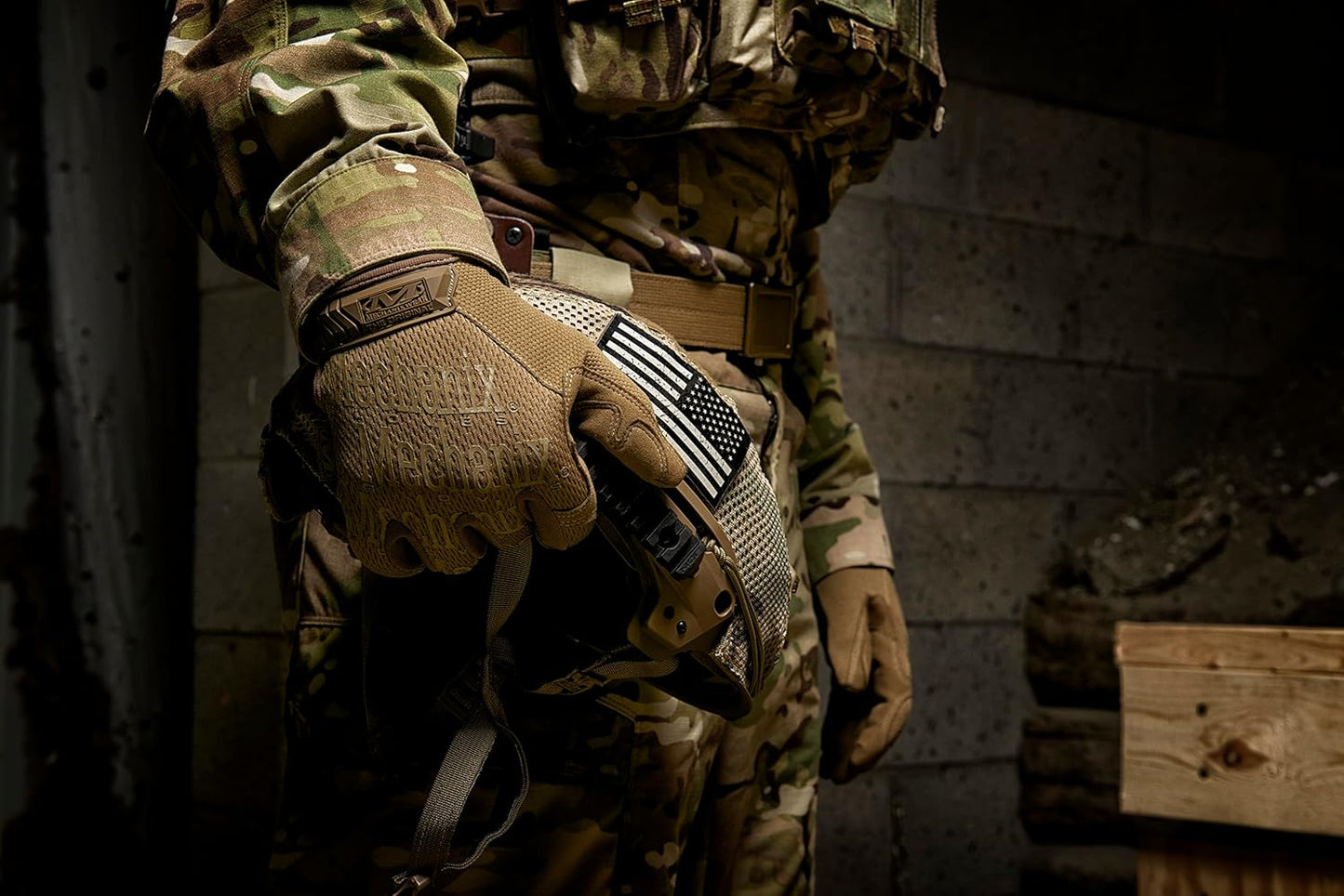 Mechanix Wear Original Coyote Tactical Work Gloves - Durable Touchscreen Safety Gloves for Men (Large, Coyote Brown)