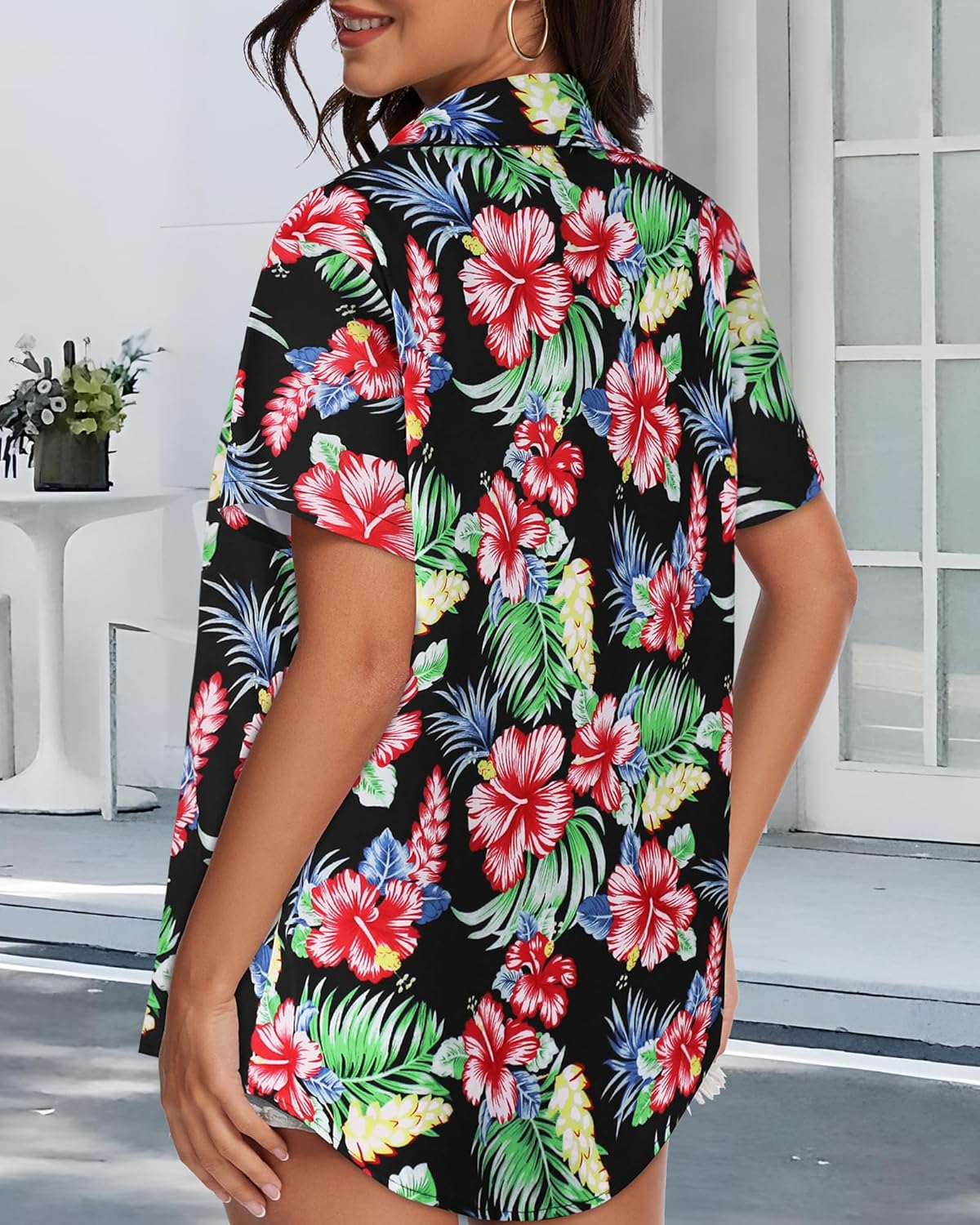 Skiennix Women’s Hawaiian Shirt - Cool Short Sleeve V-Neck Blouse for Summer Beach Outfits