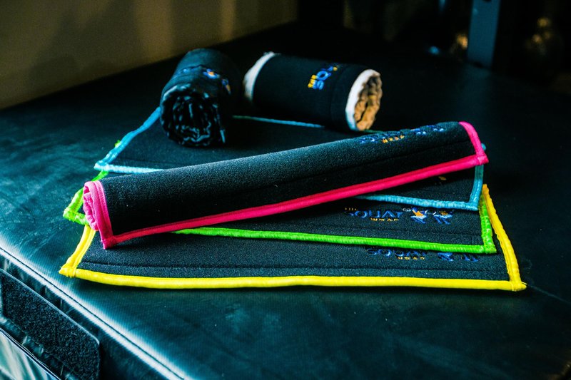 The Squat Towel | Squat Wrap (Short) | Thin Bar Pad Wrap. Hugs-the-Bar. Secures to Standard & Olympic Barbells. Great for Squats, Lunges, & Leg Day. (Turquoise)
