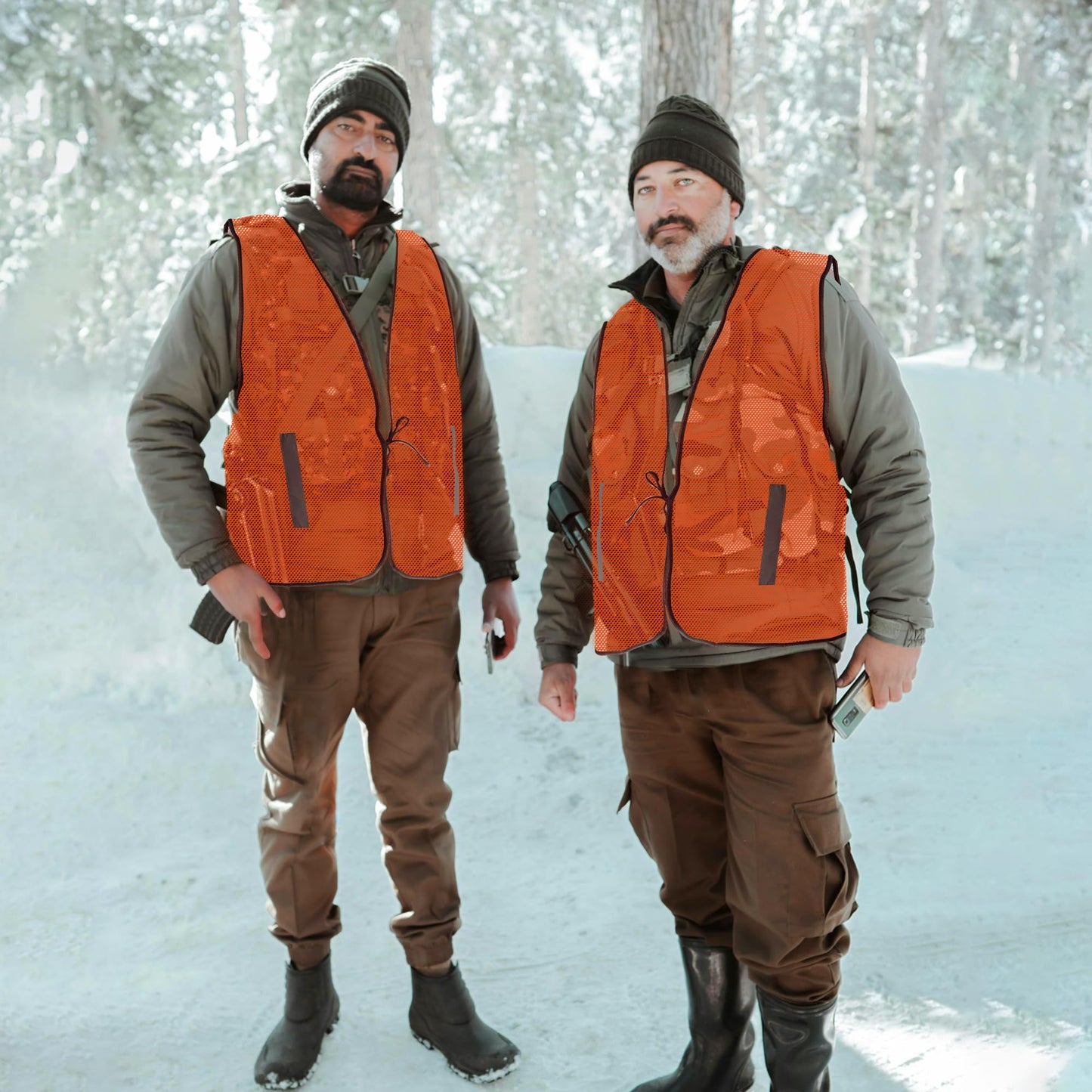 RunNico 4Pcs Hunting Mesh Safe Vests, Hunter Special High Visibility Vest with Reflective Stripes, Breathable Blaze Orange Safety Cloth for Unisex Adult Outdoor Hunting Hiking Mountain and Night Work