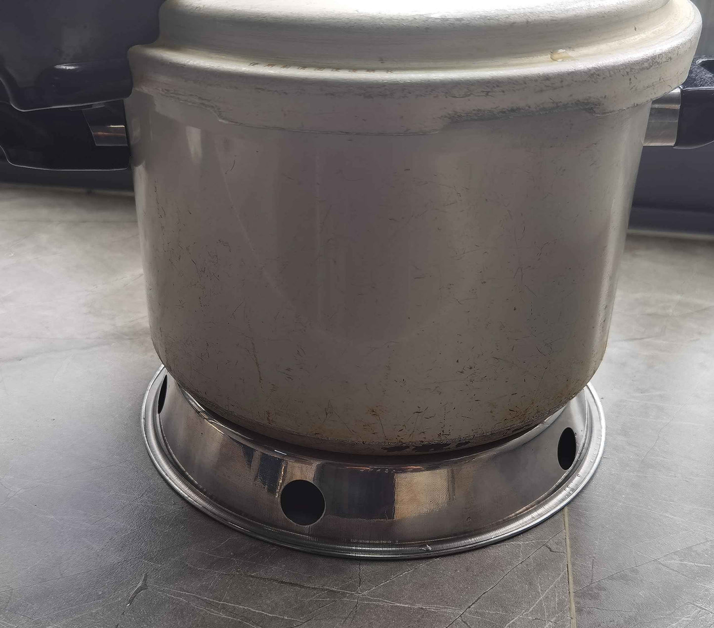 IEUYO Universal Wok Ring Stand - Sturdy Stainless Steel Support for Woks, Fits Most Home Kitchens & Restaurants,4 Sizes 4-Pack