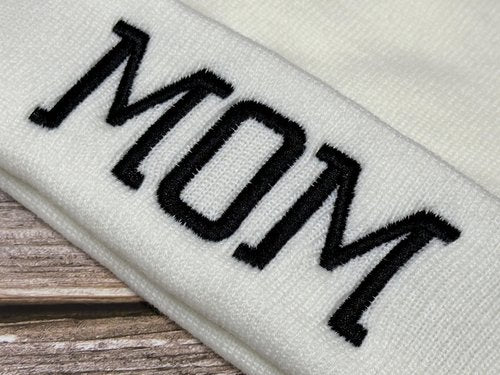 Enodtter Dad Mom Beanies for Couples, Black & White Matching Skullies Hats Set, Winter Warm Knit Knitted Hats, Gifts for Anniversary