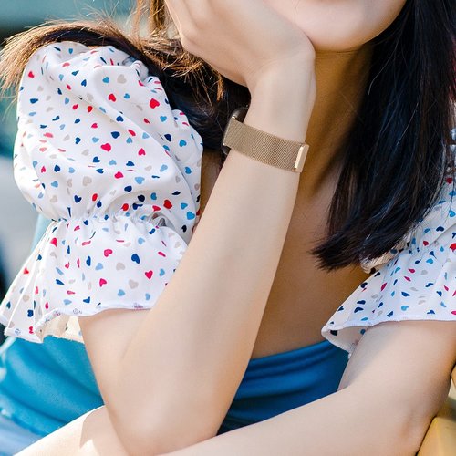 YILED Metal Bands Compatible with Fitbit Versa 3/Versa 4/Fitbit Sense/Sense 2 for Women Men, Stainless Steel Mesh Breathable Wristband Strap with Adjustable Magnet Lock (Small, Rose Gold)