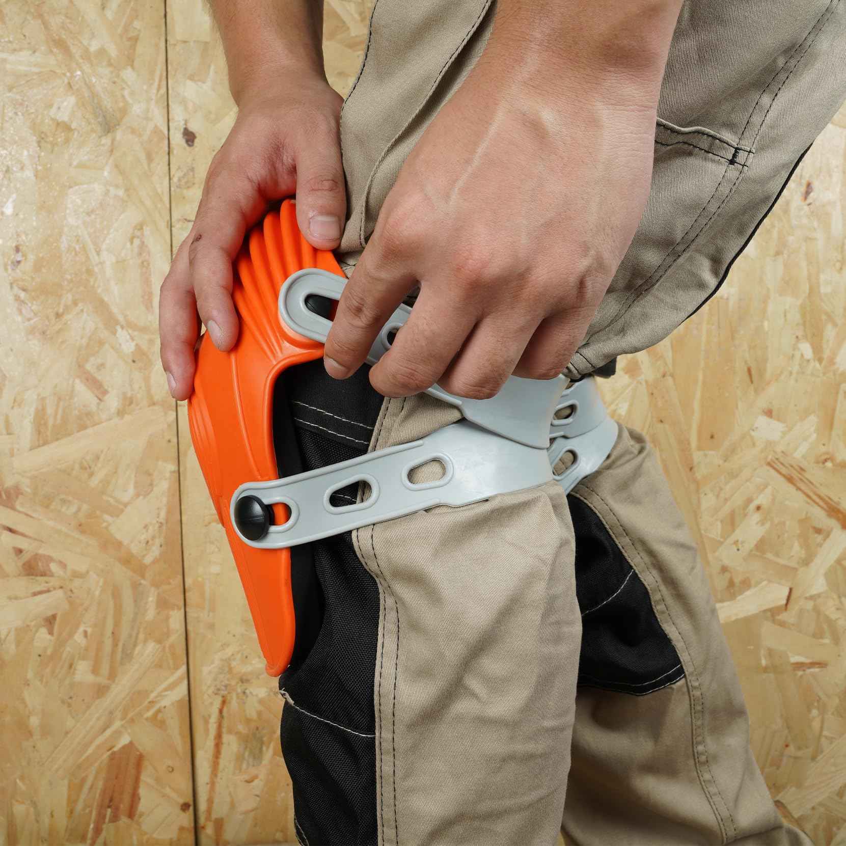 Zeluga 15-431 Ultraflex Non-Skid Premium Protective Gear with Flexible Design Plastic Kneepad, Orange