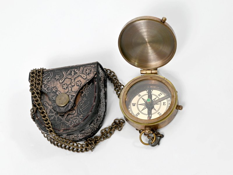 The New Antique Store - Engraved Compass, Customized Brass Compass for Anniversary, Birthday, Graduation Day, Confirmation, Valentine, Parting, Sailor Gift (Peter Pan)