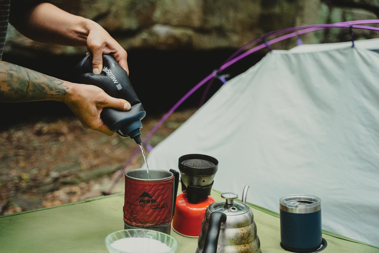 LifeStraw Peak Series - Collapsible Squeeze Bottle Water Filter System – 650ml for Trail Running, Through Hiking, Travel, Cycling, and Fishing; BPA-Free; Mountain Blue