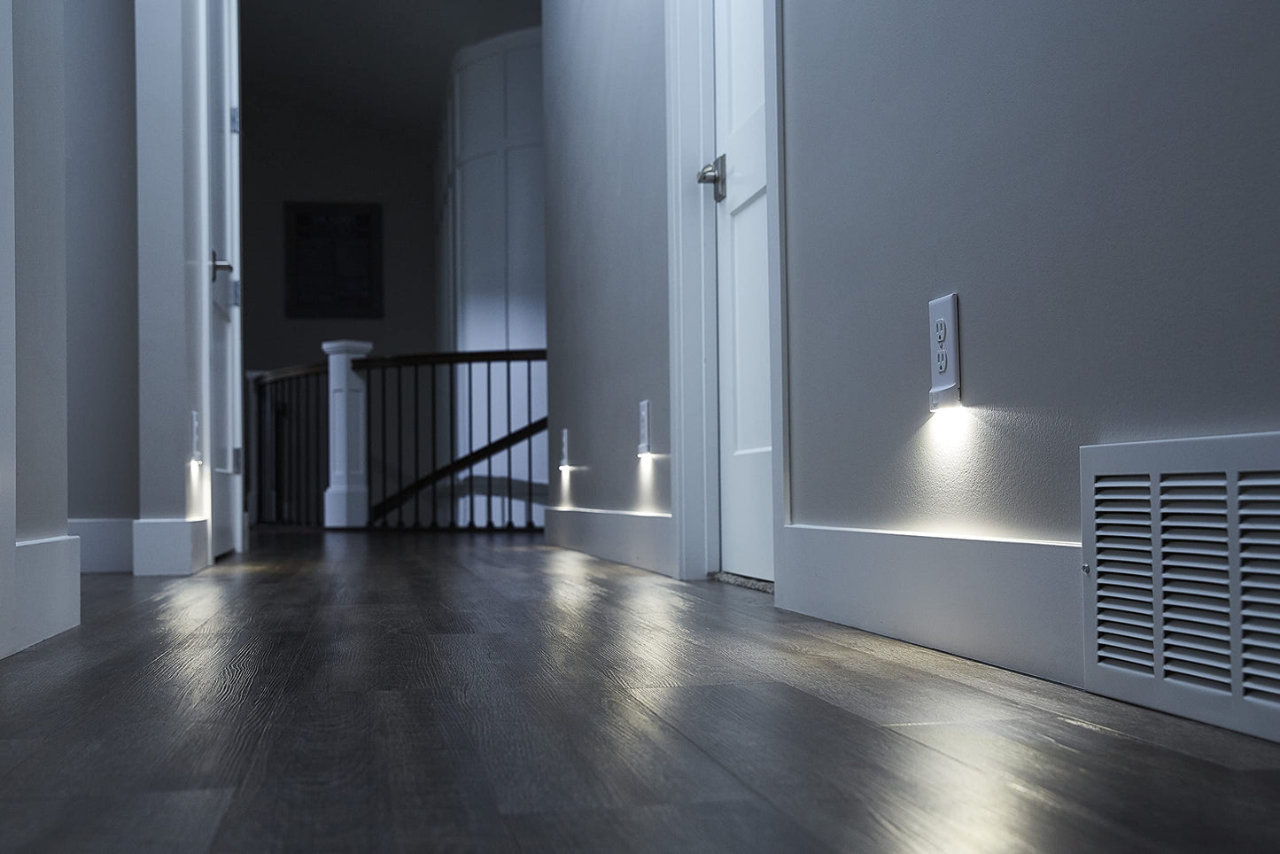 SnapPower 3 Pack MotionLight [for Décor Outlets] - Motion Detecting LED Night Lights Built-in to Wall Plate - Bright/Dim/Off Options - Auto On/Off Sensor - (Décor, White)