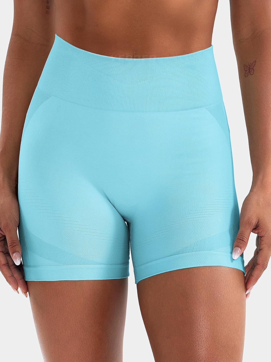 YEOREO Women's Workout Biker Shorts - Seamless Scrunch Design for Lifting | 4.5" No Front Seam