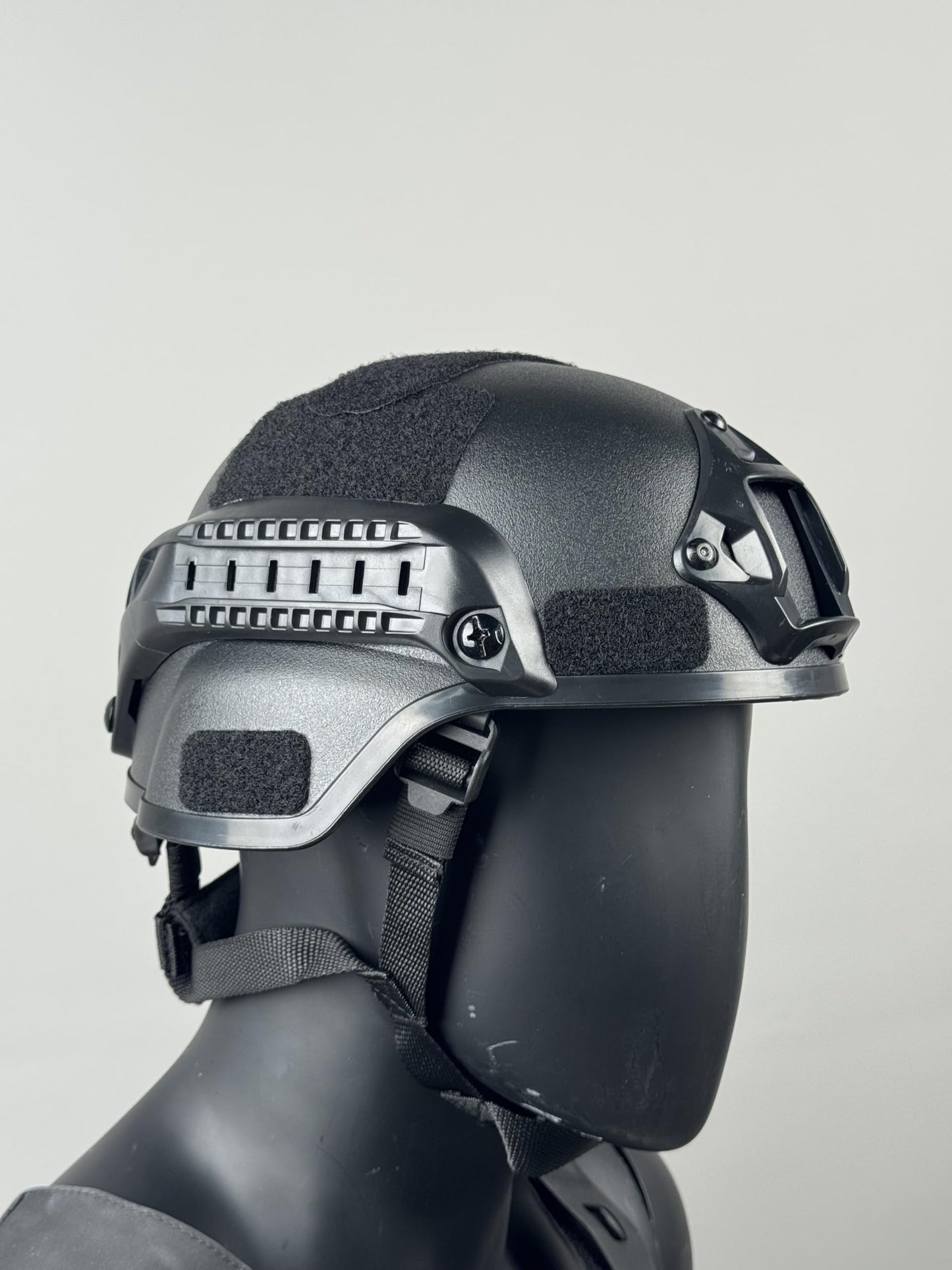 Tactical Helmet with NVG Mount, Adjustable Fast Helmet for Airsoft, Paintball, CS Game – Lightweight ABS Material with Side Rails – Fits Head Circumference 50-63cm