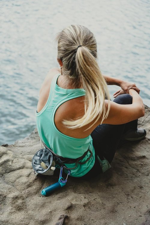 LifeStraw Peak Series - Solo Personal Water Filter for Hiking & Camping | Removes Bacteria & Microplastics, Pink Lemonade