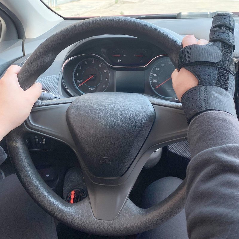 GenetGo Boxer Break Metacarpal Splint Brace - 4th or 5th Finger Splint Support (Large/X-Large)