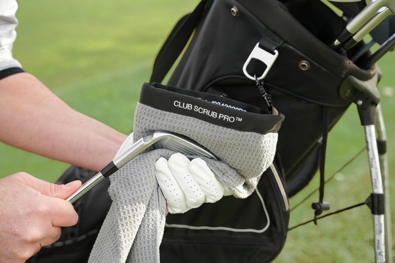 Club Scrub Towel Pro, Golf Club and Ball Cleaning Pouch with Attached Towel, Waterproof Exterior, Clean Face Technology Liner, Machine Washable, Cleans Club Grooves, Waffle-Weave Microfiber (Gray)