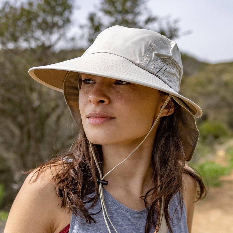 Sunday Afternoons Unisex Sport Hat, White/Charcoal, S/M