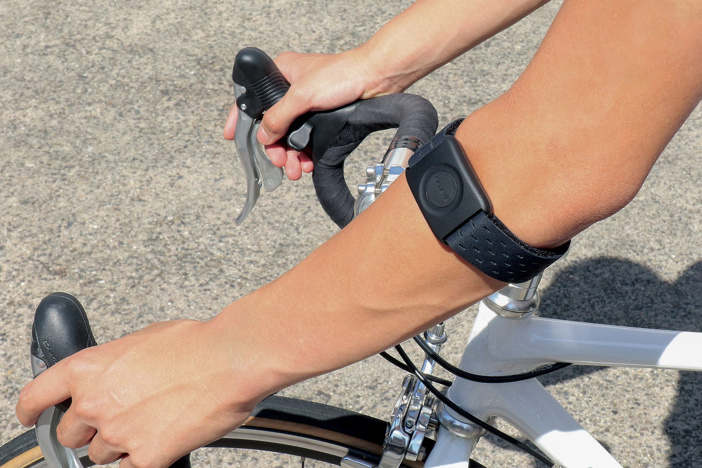 CATEYE OHR-31 Optical Heart Rate Sensor – Bluetooth/ANT+, USB Rechargeable Armband HR Monitor for Road, MTB & Gravel Cycling, 24 Hour Battery Life, IPX7 Waterproof, Fitness/Smartphone App Compatible