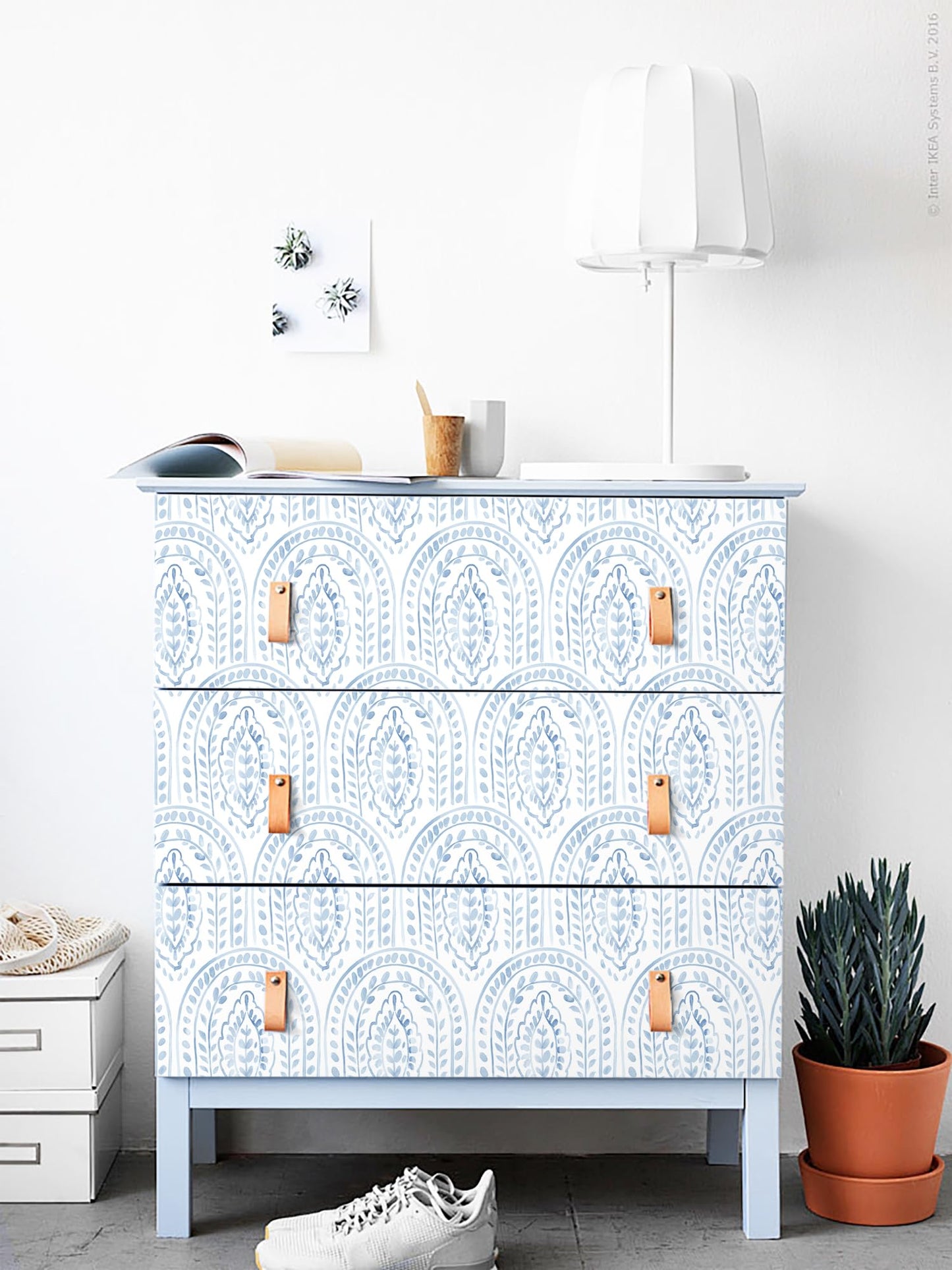 Micpolo Peel and Stick Wallpaper Modern Wall Paper Boho Contact Paper Removable Wallpaper Peel and Stick Blue and White Self-Adhesive for Bathroom Bedroom Kitchen Wall Decor 17.3" x 118"