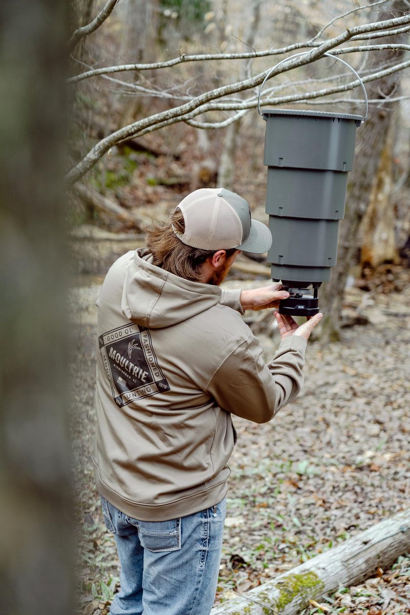 Moultrie All-in-One 30 Lb Hanging Deer Feeder - Moultrie Connect Bluetooth, Pairs with Edge 3, Collapsible Pack-Down Design, MFG-15100