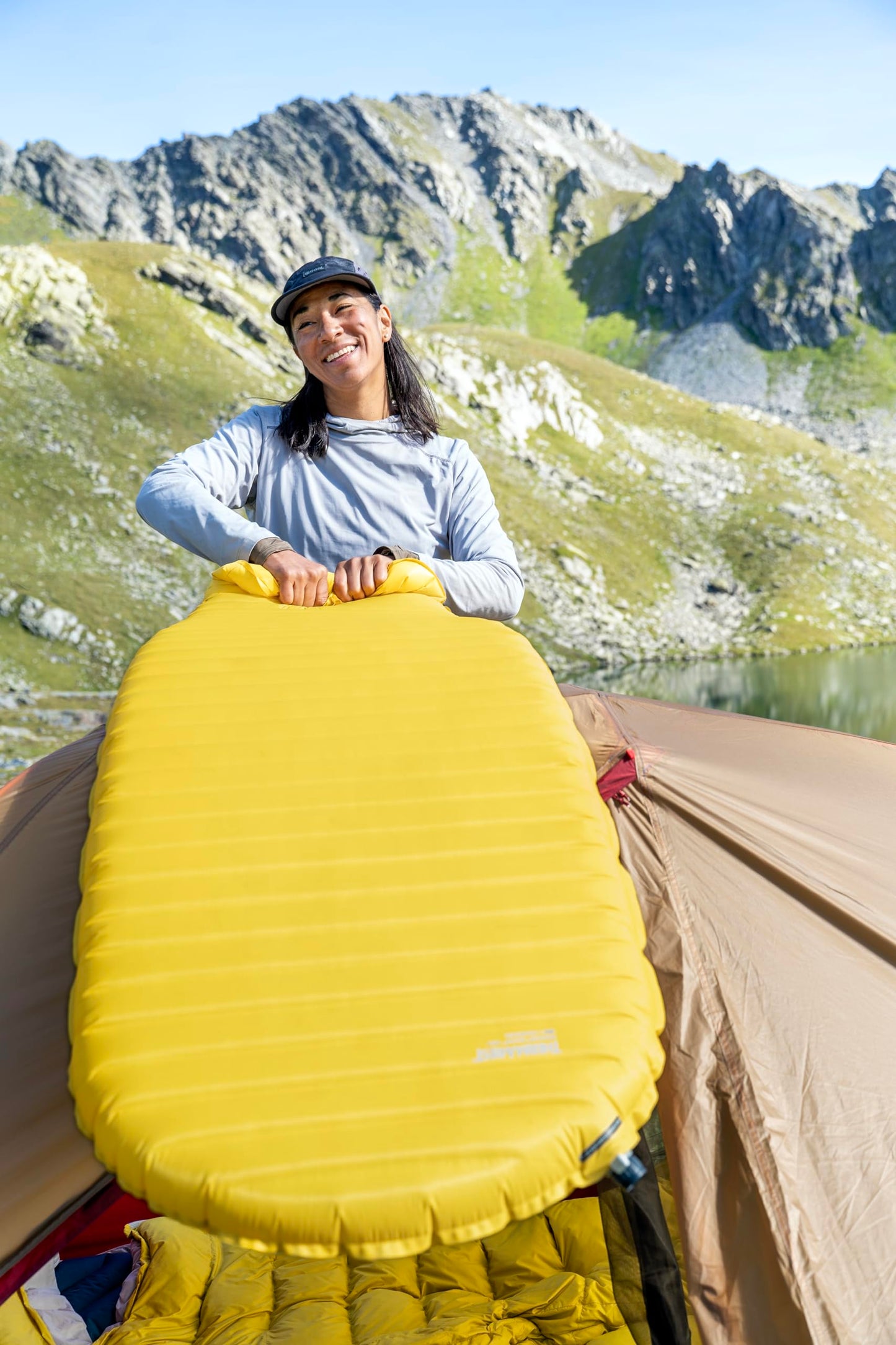 Therm-a-Rest NeoAir Xlite NXT Ultralight Camping and Backpacking Sleeping Pad, Solar Flare, Large