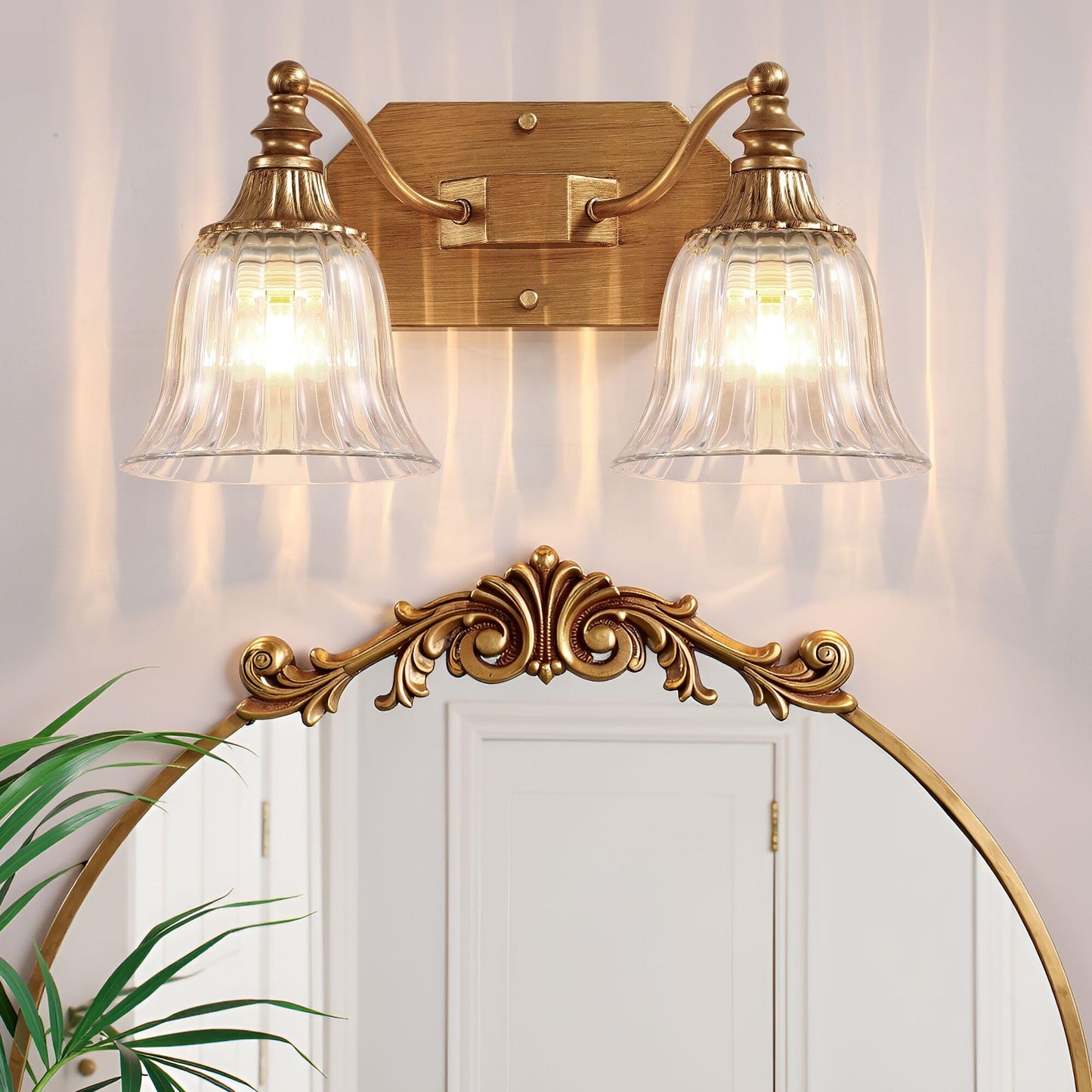 DvmTeom Gold Vintage Bathroom Light Fixtures, 2-Lights Bathroom Vanity Light, Antique Brushed Gold Lighting Fixtures Over Mirror with Crystal Glass Shade, Wall Sconce Lighting