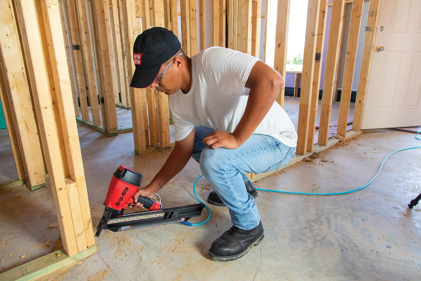 Grip-Rite GRSP8DRHG Clipped Head 2-3/8-inch by .113-inch by 30 Degree Paper Collated Ring Shank Hot-Dip Galvanized Framing Nail, 2,500 per Box