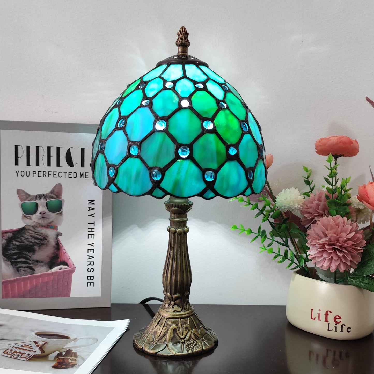 XPHMXP Small Tiffany Table Lamp 8 Inch Tiffany Style Desk Lamp Stained Glass Antique Light Bedroom Bedside Lamp Retro Reading Lamps (Green Pearls Style)