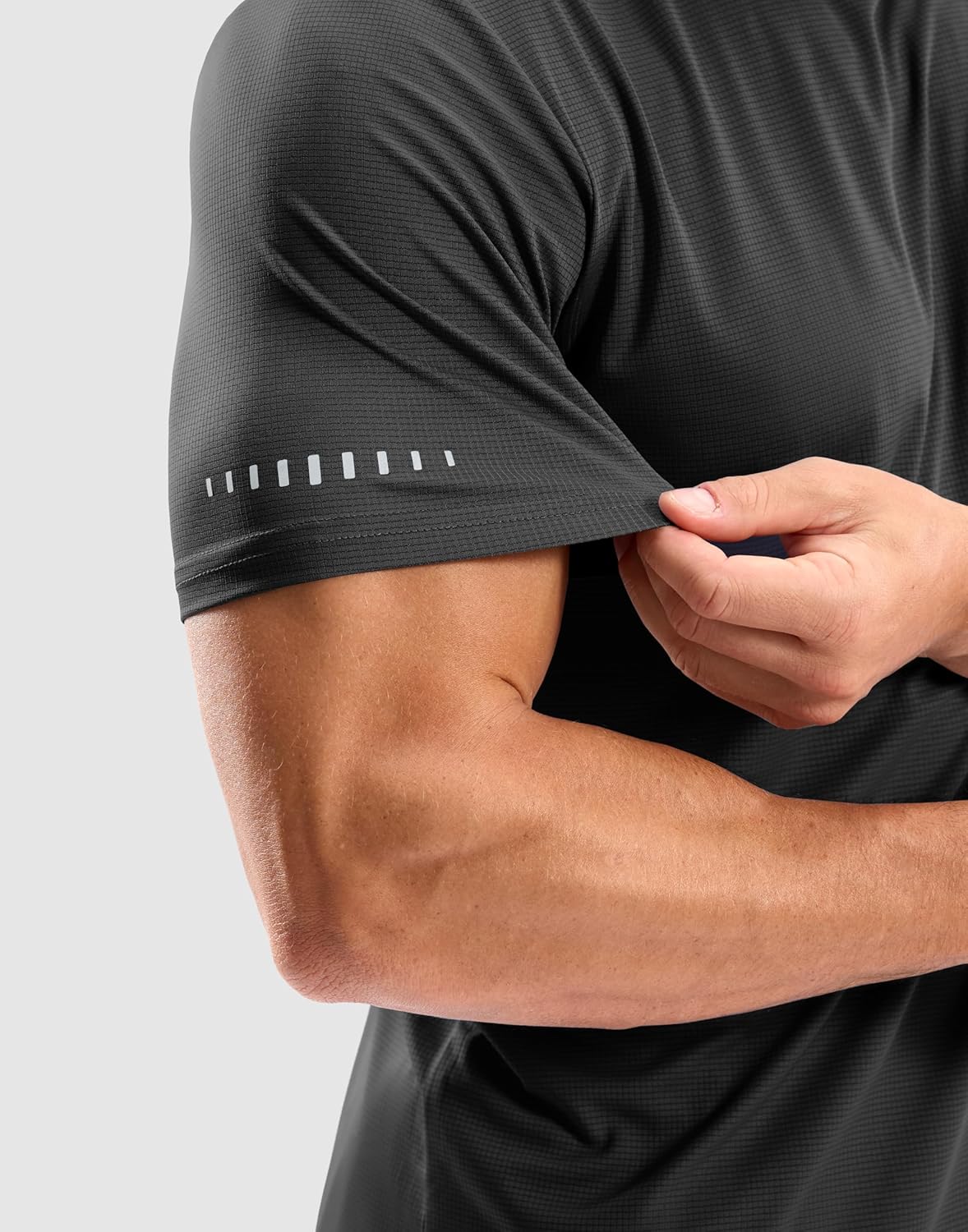 Skiennix Men's Breathable Workout T-Shirt - Lightweight Dry Fit UPF 50+ Cooling Tee for Running & Hiking