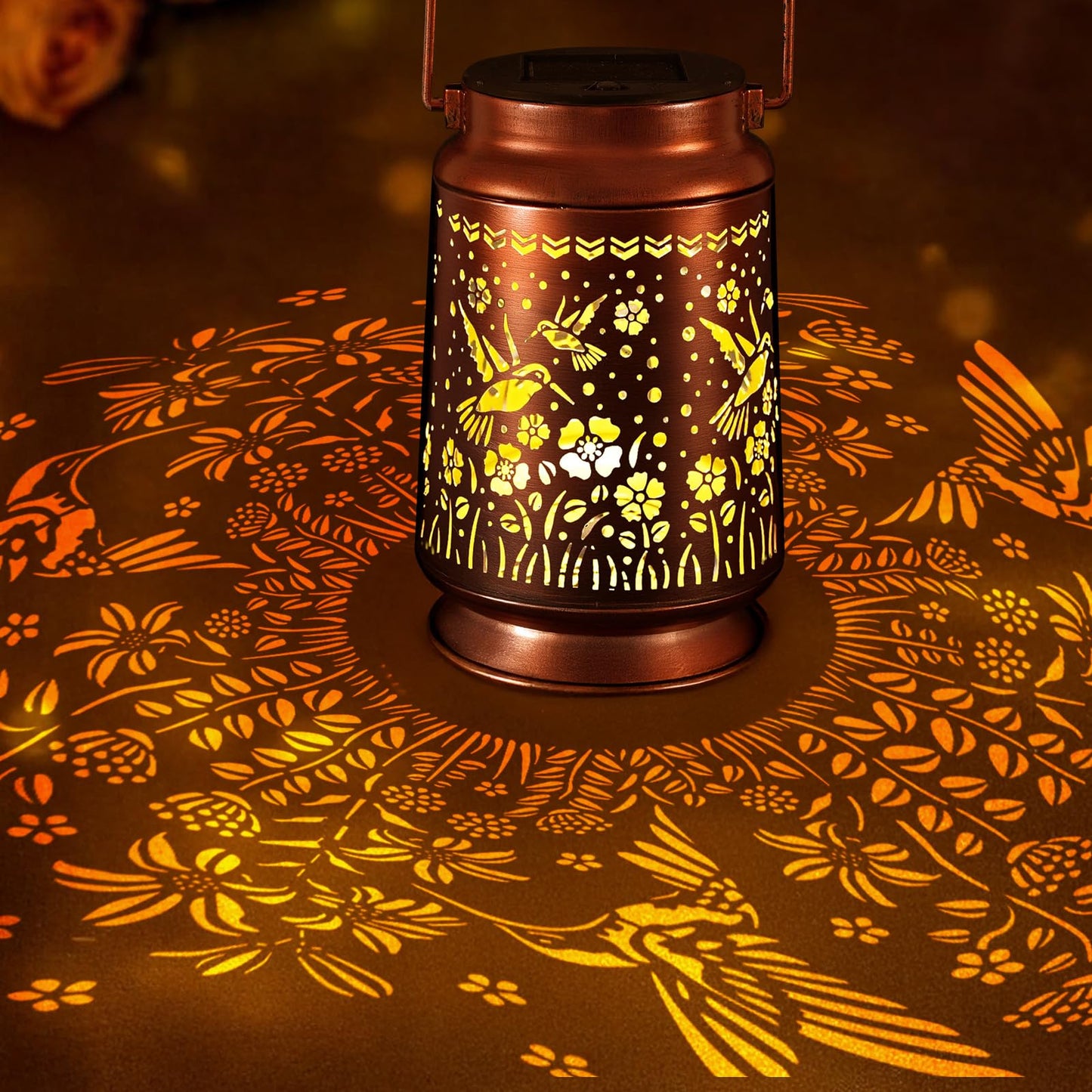 Solar Lanterns Outdoor Waterproof Gifts for Women Grandma Gifts for Mom Hummingbird Garden Decor Solar Hanging Lantern Metal for Patio Yard Festival Pathway Landscape