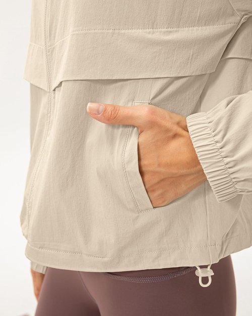 Locachy Women's Athletic Jacket - Lightweight Zip-Up with Windproof & Sun Protection | Perfect for Outdoor Workouts