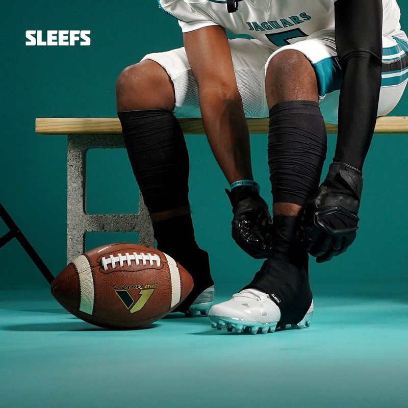 SLEEFS Spats/Football Cleat Covers [1 Pair - S/M American Flag] - Laces Covers/Wraps for Football, Baseball, Soccer, and Field Hockey - Youth and Adult Sizes for Men, Boys and Girls - Small/Medium