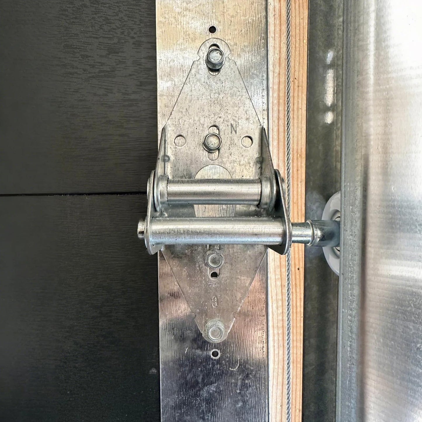 Garage Door Hinges #3-14 Gauge Steel Heavy Duty with Galvanized Sheet Metal, Rust-Resistant Commercial Grade Replacement for Residential/Light Commercial Overhead Doors (2 Pack)