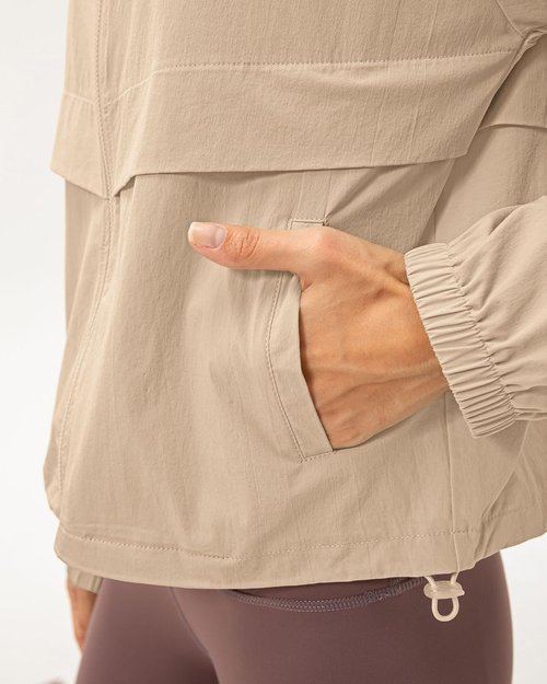 Locachy Women's Lightweight Athletic Jacket - Zip Up, Windproof, Sun Protection | Ideal for Outdoor Workouts
