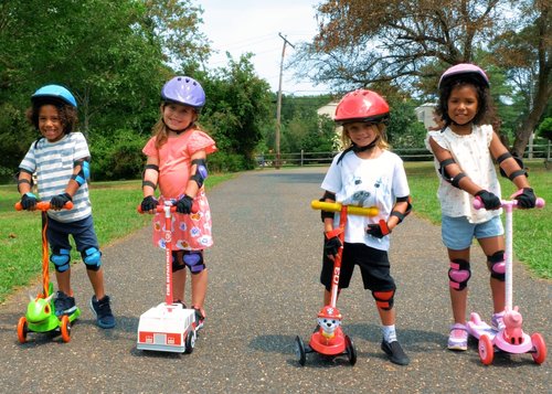 Self Balancing Kick Scooter Toddler Scooter & Kids Scooter, Extra Wide Deck, 3 Wheel Platform, Foot Activated Brake, 75 lbs Limit, Kids & Toddlers Girls or Boys, for Ages 3 and Up