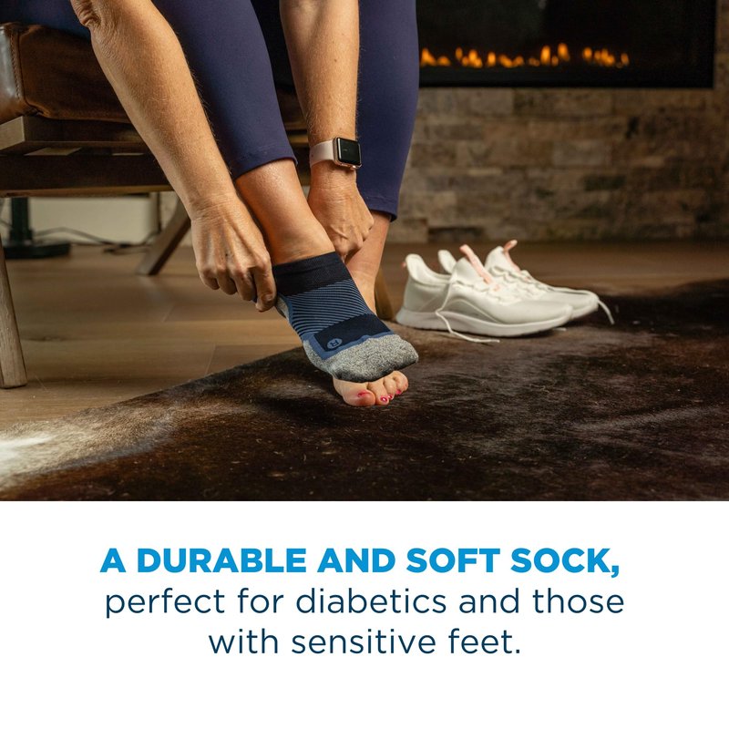 OrthoSleeve WC4 Diabetic & Neuropathy Compression Socks, Non-Binding for Men & Women, Improve Circulation & Edema