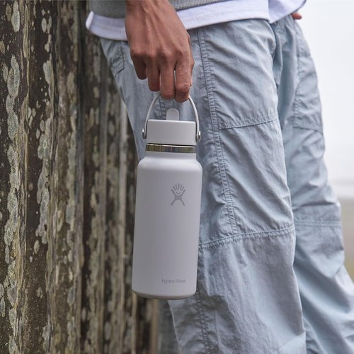 Hydro Flask Water Bottle - Insulated Stainless Steel - 40 Oz Oat Tan with Wide Straw Lid & Leakproof Design