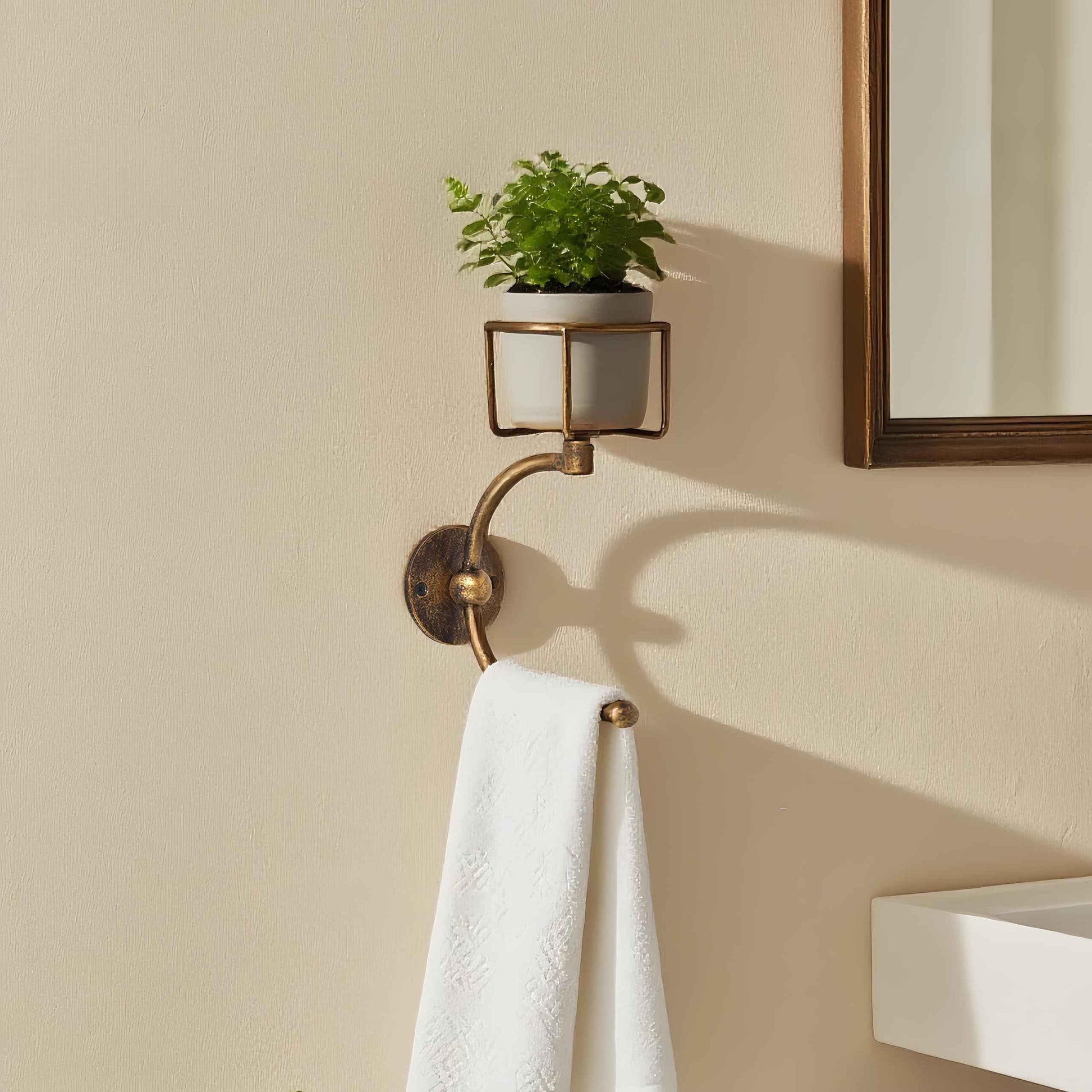 Remenna C-Shaped Towel Ring with Top Storage Basket – Unique Space-Saving Wall Mount Holder for Towels, Candles, Plants & Toiletries, Decorative Metal Accent for Bathroom or Kitchen