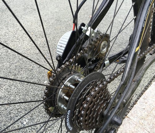 16T Freewheel for Unite Motor 1/2 Inch x 1/8 Inch Chain Freewheel Fit # 410 Bicycle Chain Custom Freewheel Base for Left Drive Motor (16T)