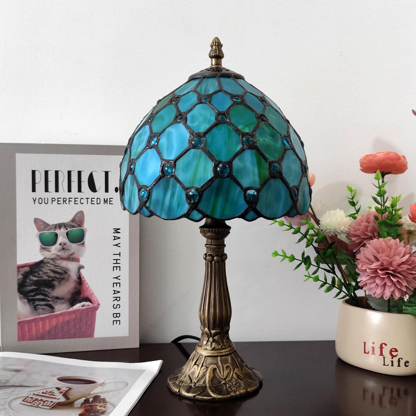 XPHMXP Small Tiffany Table Lamp 8 Inch Tiffany Style Desk Lamp Stained Glass Antique Light Bedroom Bedside Lamp Retro Reading Lamps (Green Pearls Style)