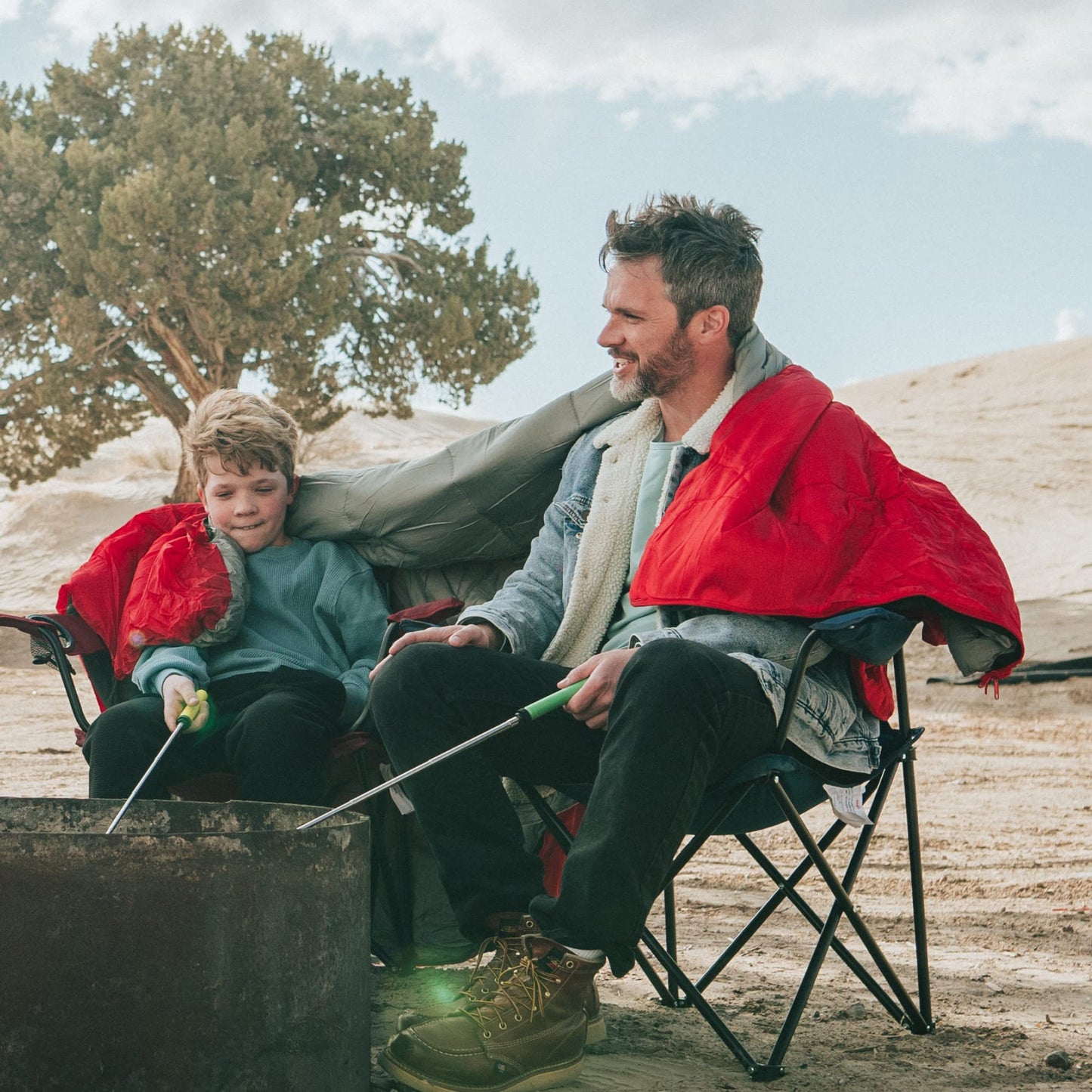 MalloMe Sleeping Bags for Adults Cold Weather & Warm - Backpacking Camping Sleeping Bag for Kids, Girls, Boys - Lightweight Camping Essentials Gear Accessories Hiking Sleep Must Haves Single & Double