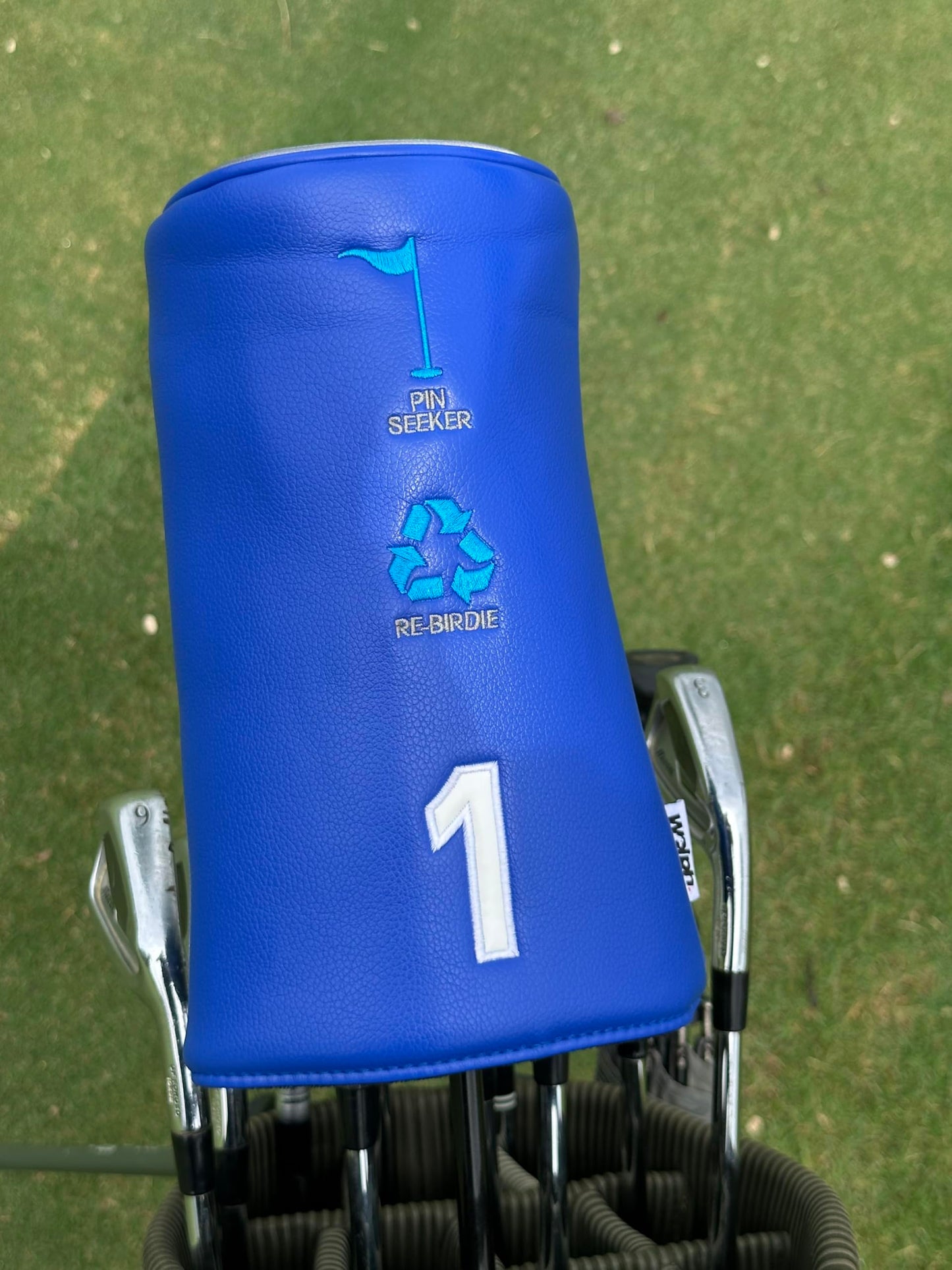 Wolph Drive Light Golf Driver Head Covers - Funny Driver Headcover - Premium Leather - Animal Golf Club Covers - Golf Accessories for Men and Women, Fits Any Size.