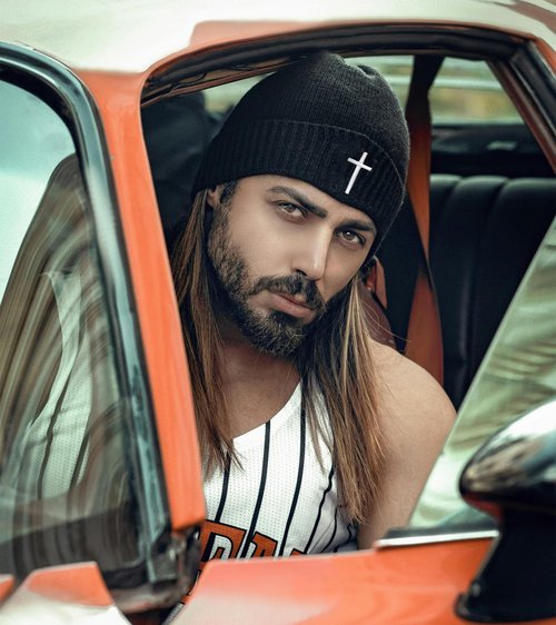Black Beanie for Men Women Embroidery Christian Cross Jesus Beanies Hats for Men Unisex Christian Knit Warm Winter Hat for Men Women Cuffed Knitted Beanie Hat Chemo Cap Headwear Christ