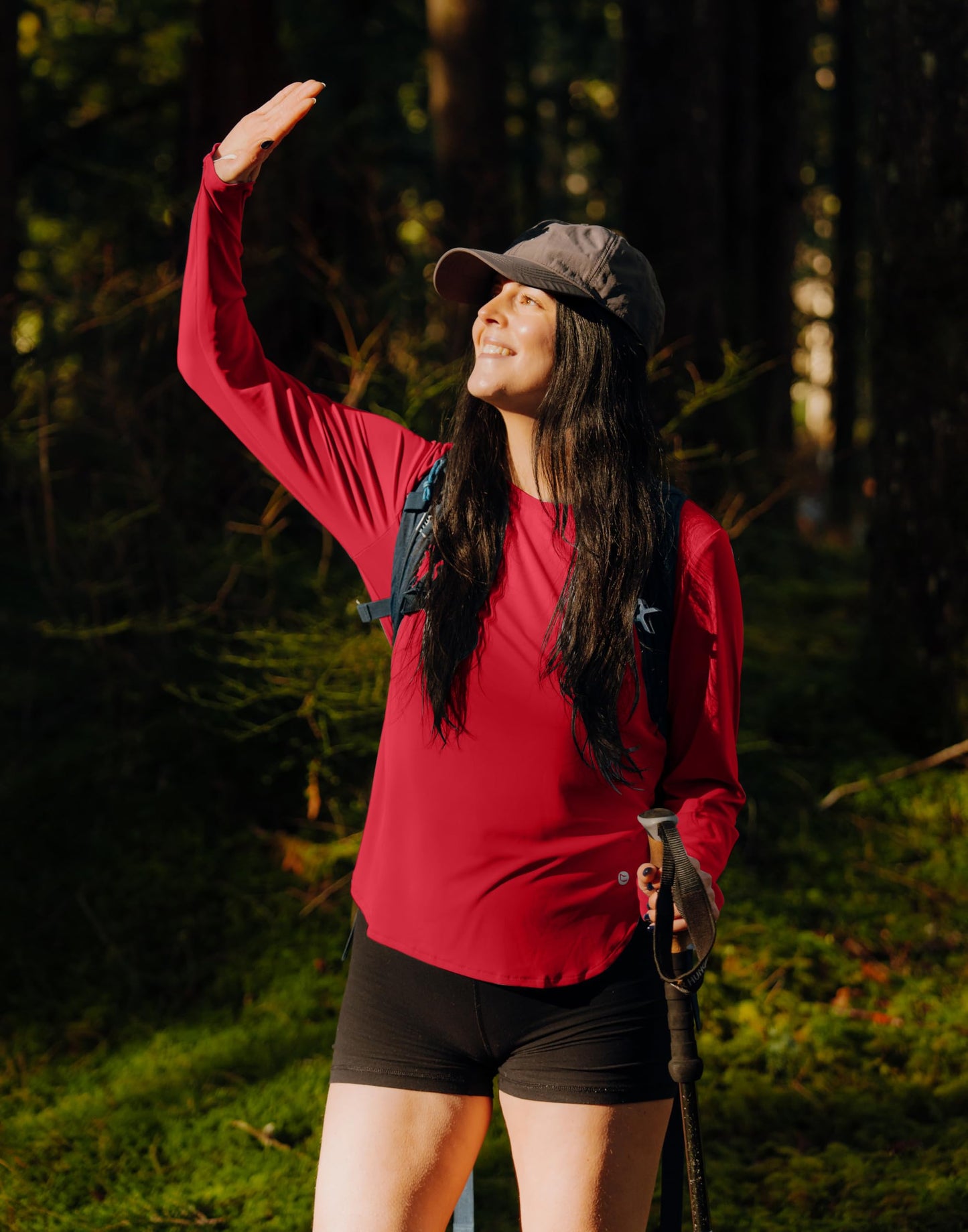 Women's Sun Shirts UPF 50+ Long Sleeve UV Protection Shirt Lightweight Quick Dry Workout Hiking Tops for Women(Red,L)