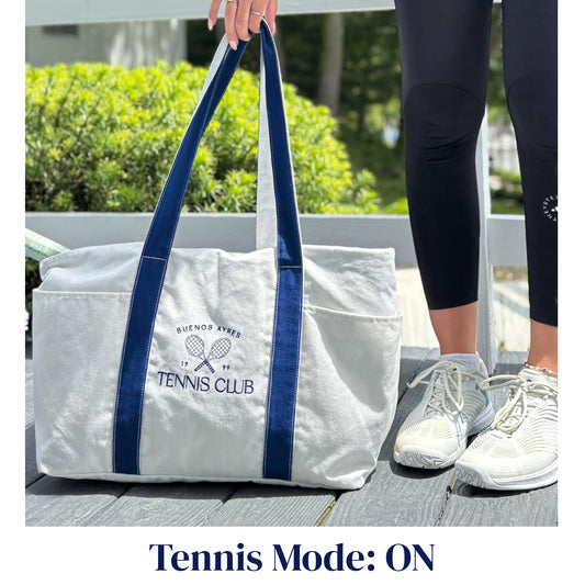 AYRES OUTDOOR Tennis Tote Bag for Women – Large Racket Bag with Pockets, Carry-On Travel Sleeve & Cosmetic Pouch – Perfect for Court, Gym & Travel (W&Blue)