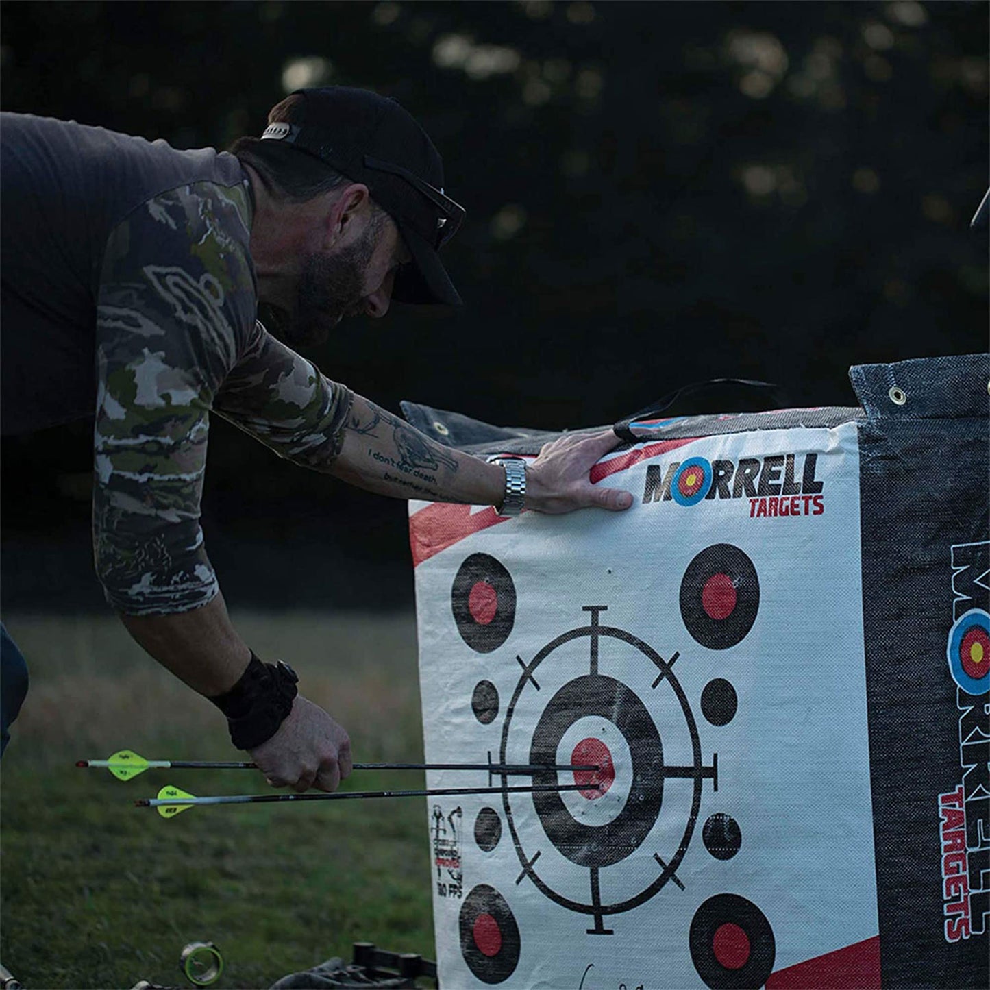 Morrell Outdoor Keep Hammering 54 Pound Adult Field Point Archery Bag Target and HME Products Bowhunting 30 Inch Practice Shooting Bag Target Stand