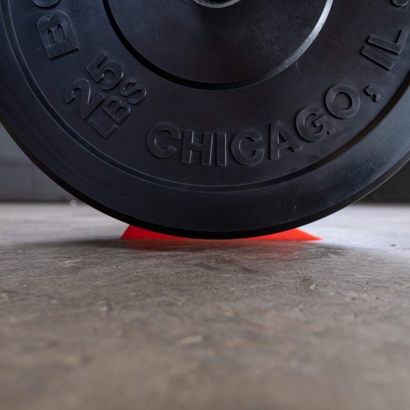Body Solid Tools Weight Plate Dead Wedge - Portable Deadlift Barbell Wedge for Home Gym - Suitable for Floor Starting Lifts and Barbells Weight Plates Loading unloading