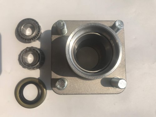 Golf Cart Aluminum Front Wheel Hub and Bearing Club Car DS 1974-2003 OEM#1011892 (One Piece)