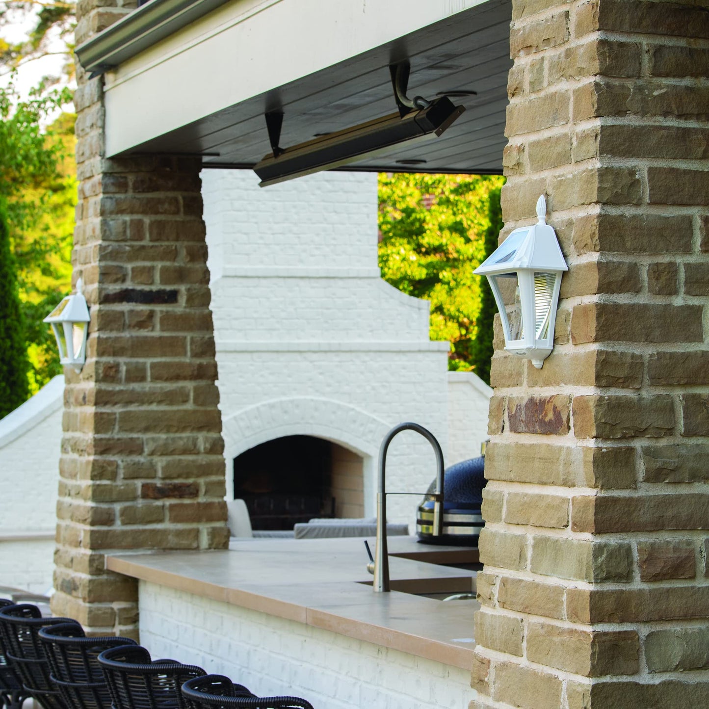 Gama Sonic 2-Pack Baytown II Bulb Solar Outdoor Wall Light Sconce, Warm-White LED Bulb Lamp, White Resin Finish, Classic Traditional Style, for Walkways, Pathway, Columns, Sheds, Piers (105BP250240)