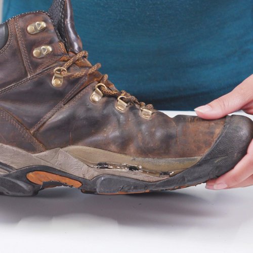 GEAR AID Aquaseal SR Shoe Repair Adhesive - Fix Holes in Hiking Boots & Shoes | Clear, 1 oz