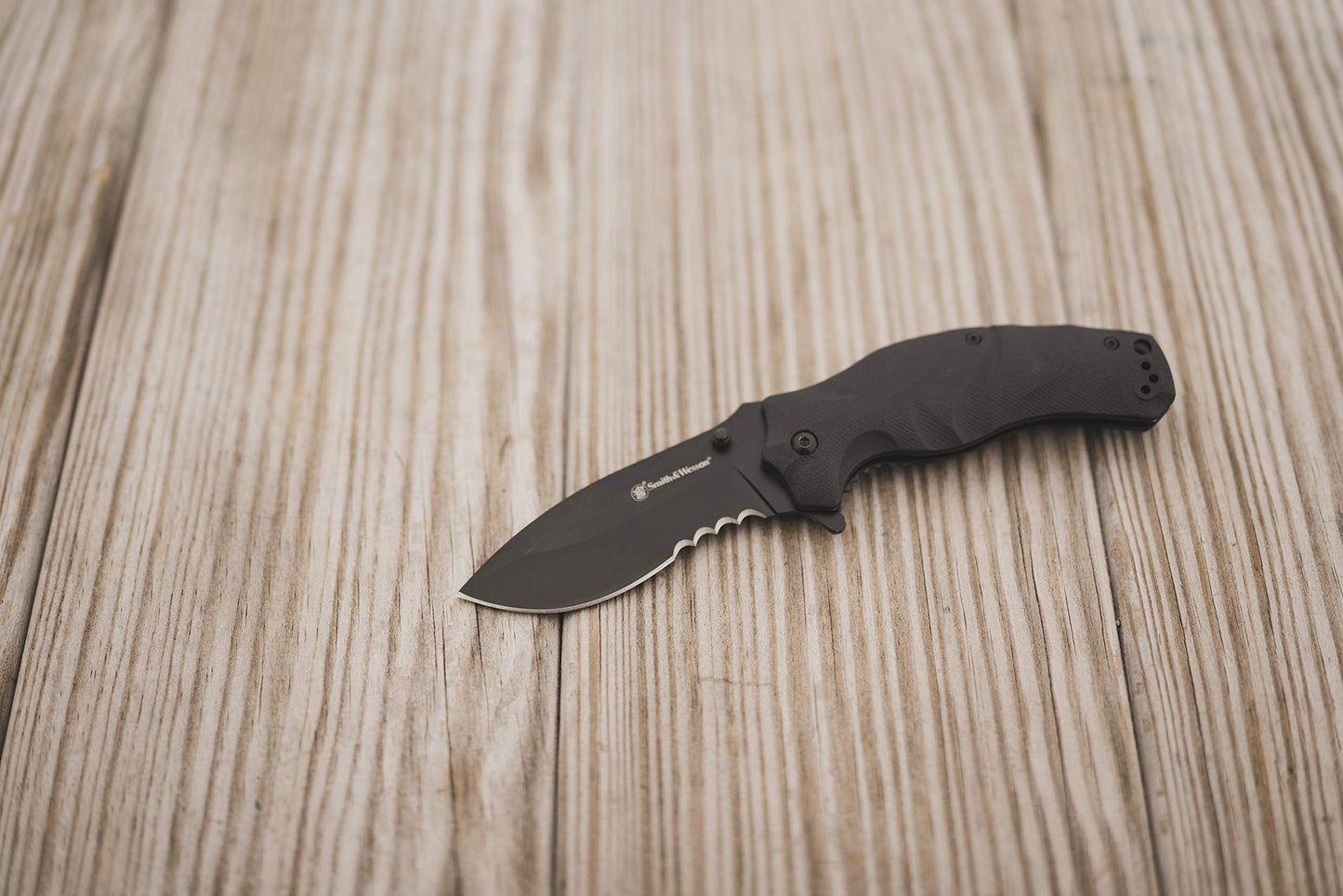 Smith & Wesson Black Ops Recurve 8in S.S. Assisted Opening Knife with 3.5in Drop Point Blade and G10 Handle for Outdoor, Tactical, Survival and EDC
