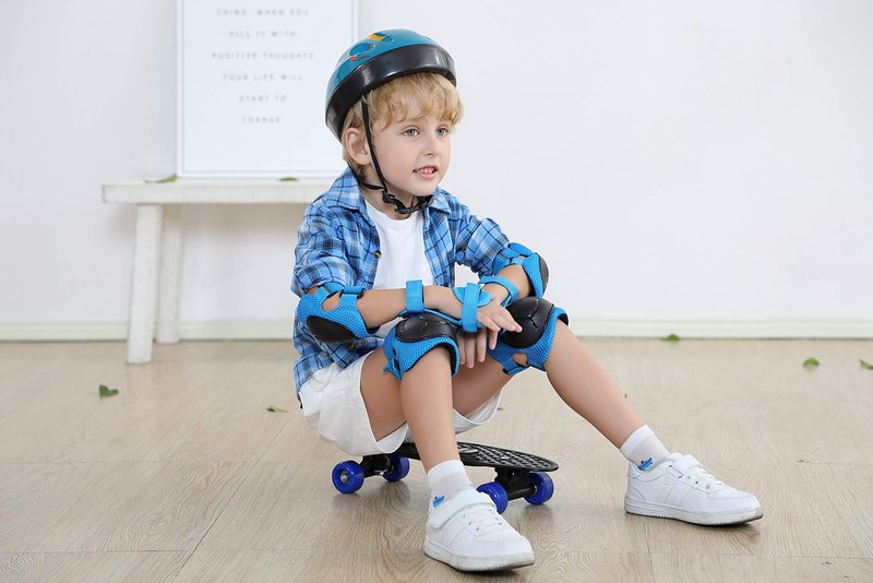 SK8MEMO 17X5inch Kids Skateboard, Mini Skateboard for Beginners (Blue)……