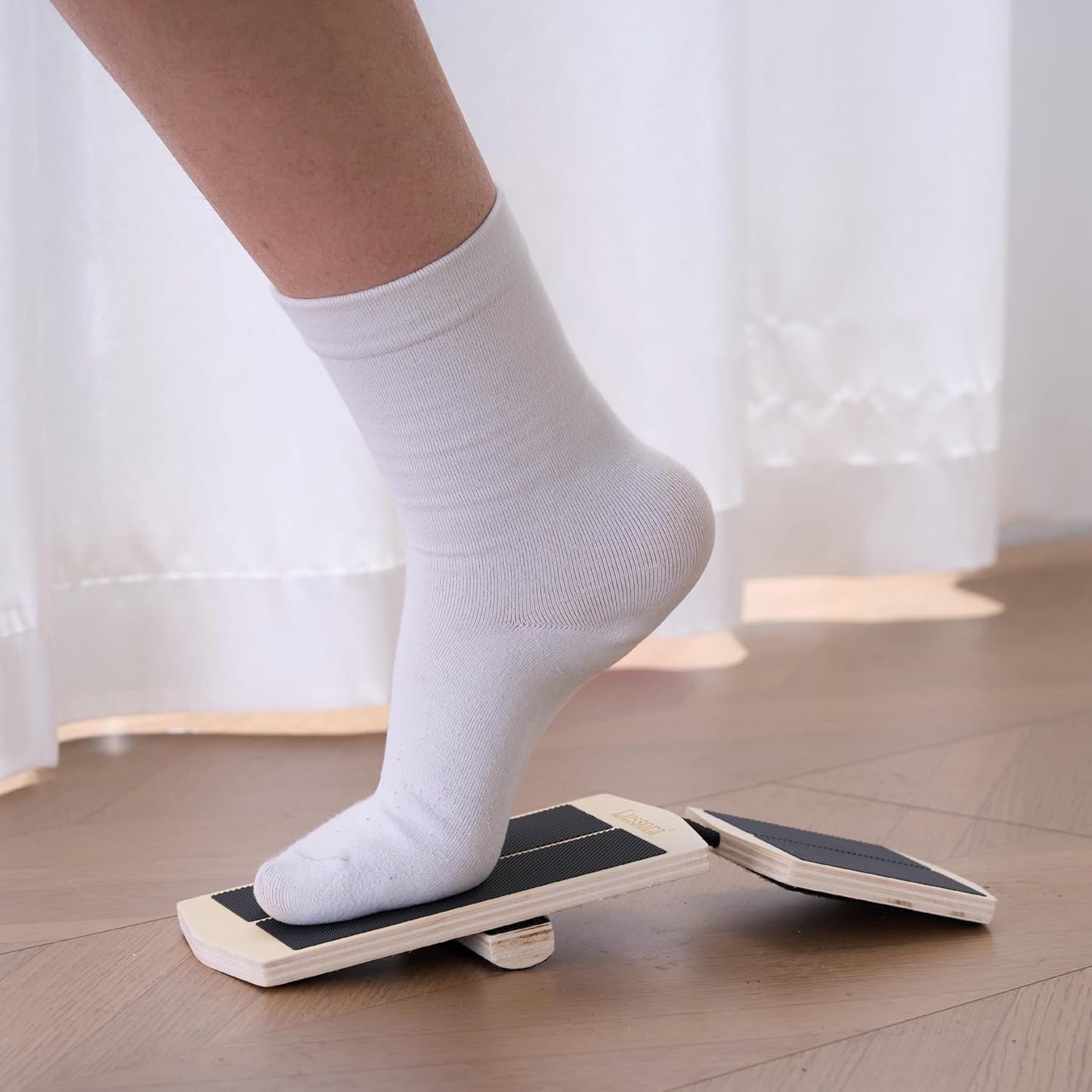 Skiennix Foot & Ankle Strengthener Kit - Ankle Balance Board for Stability & Injury Recovery | Complete Set with Cork Balls & Carry Bag