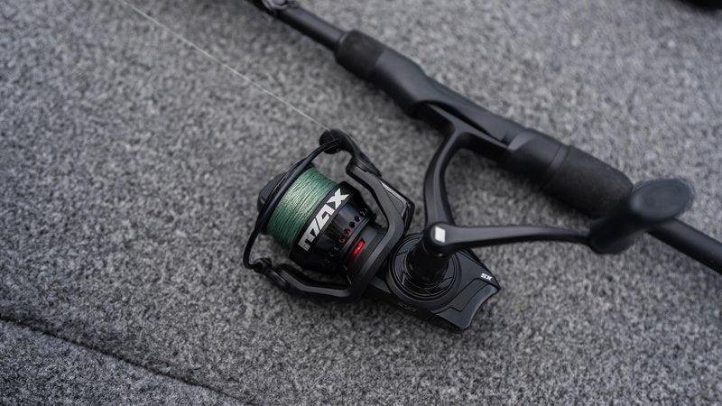 Abu Garcia Max SX Size 4000 Spinning Fishing Reel, High-Performance Freshwater Reel, A-Symmetric Carbon Frame and Rotor, Durable & Lightweight Construction, Max Drag of 14lb | 6.4kg